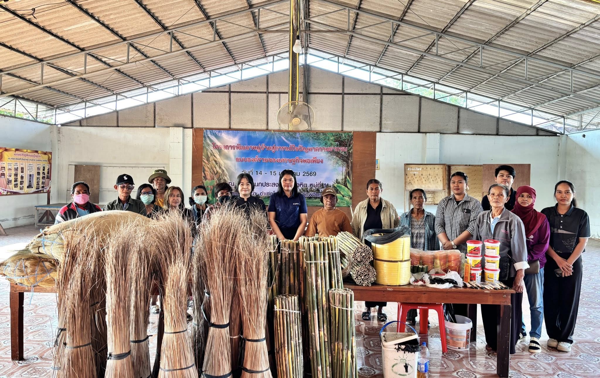  พช.โพทะเล จังหวัดพิจิตร ดำเนินโครงการพัฒนาหมู่บ้านสู่การแก้ปัญหาความยากจนแบบองค์รวม ตามหลักปรัชญาของเศรษฐกิจพอเพียง 